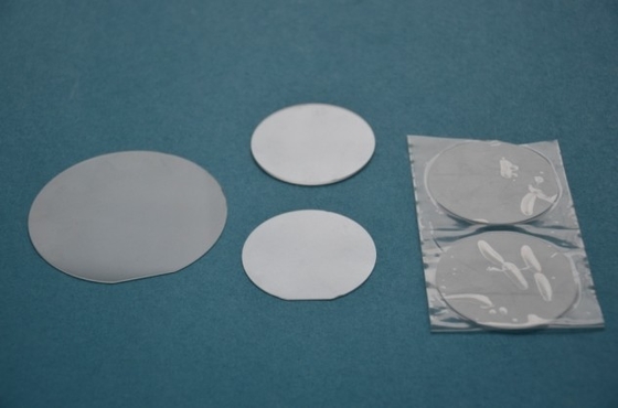 2 " 3" 4 " 6 " Sapphire Wafer Al2O3 Kristal Substrate Optik için iki taraflı cilalı