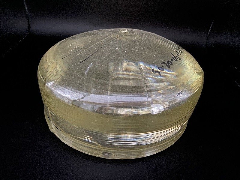 4 Inch LiNbO3 Wafer 5mol% MgO Dope Yumuşatılmış Manyetik ve Optik Uygulamalar İçin