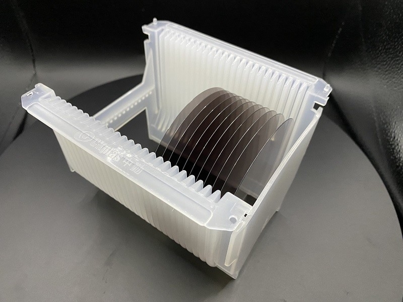 76.2mm 100mm 150mm Çaplı LiTaO3 Wafer, Doğrusal Olmayan Optik Pasif Kızılötesi IR Sensörleri için