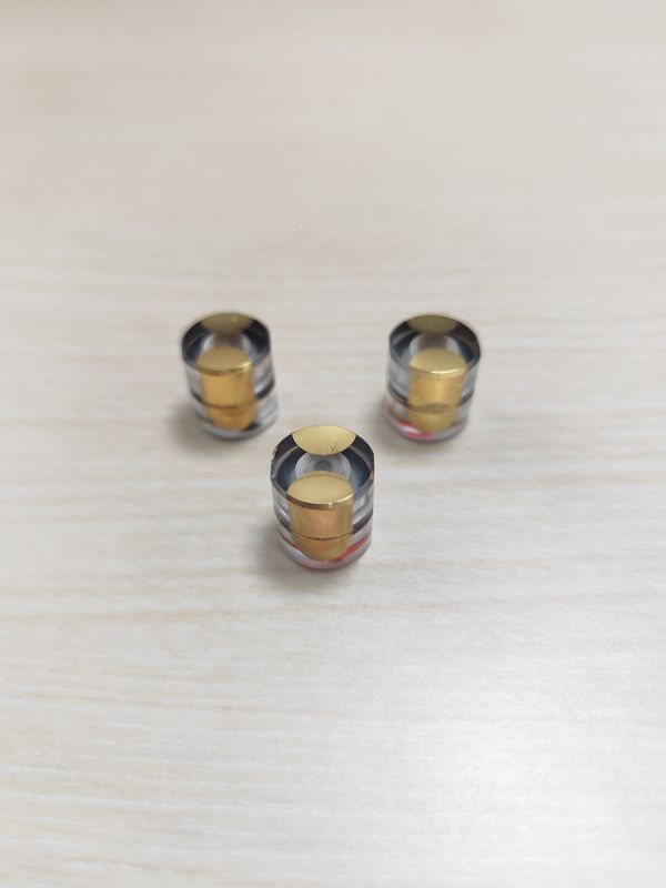 Uzun süreli endüstriyel kullanım için aşırı sıcaklıklara ve mekanik streslere dayanacak şekilde tasarlanmış pizoelektrik wafer son kapakları