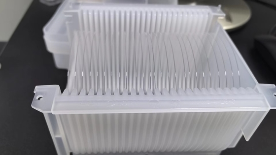 Isı İletilebilirliği C düzlemi 0001 Safir Wafer Al2O3 Kızılötesi Pencere için Substrat